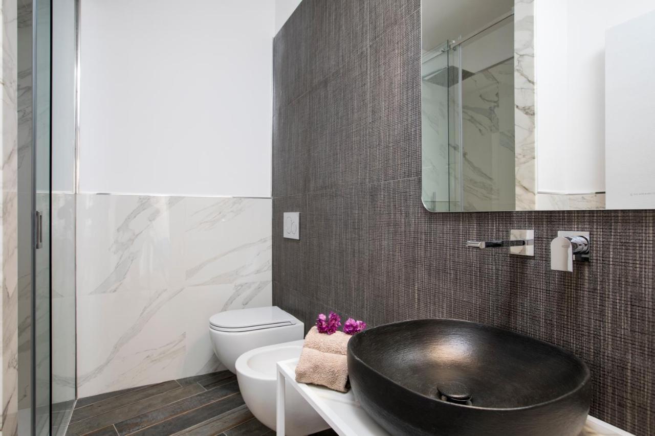 Vista Suites - Piazza Yenne カリアリ エクステリア 写真